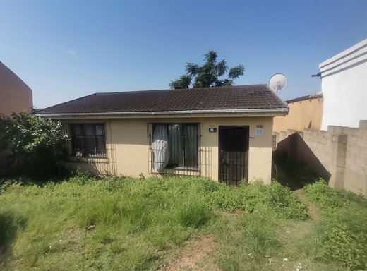 2 Schlafzimmer Haus zum Kauf in Kwamashu
