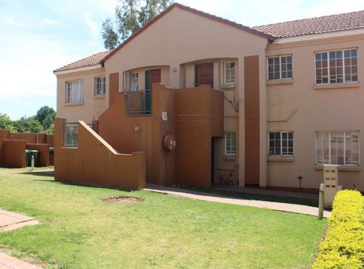2 Schlafzimmer Wohnung zur Miete in Garsfontein