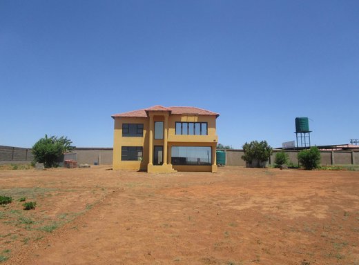 3 Schlafzimmer Haus zum Kauf in Tweefontein