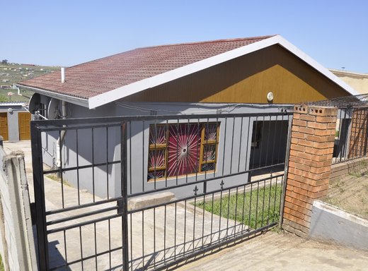 6 Schlafzimmer Haus zum Kauf in Mthatha