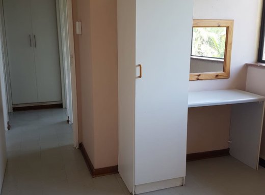 3 Schlafzimmer Etagenwohnung zur Miete in Eshowe