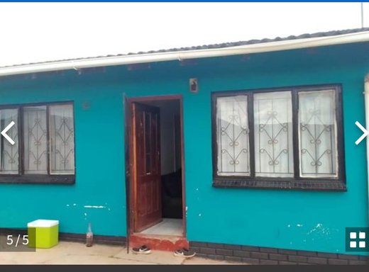 3 Schlafzimmer Haus zum Kauf in Ulundi