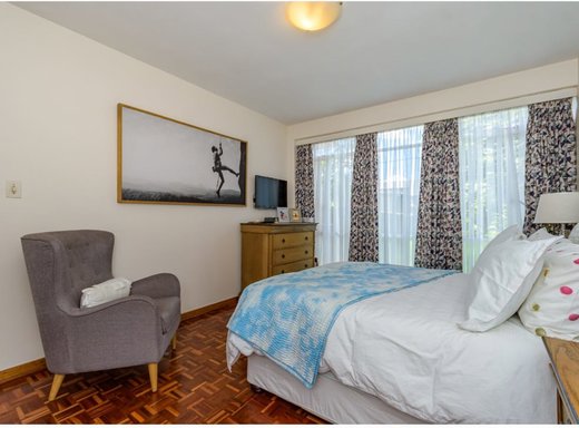 2 Schlafzimmer Etagenwohnung zum Kauf in Kew