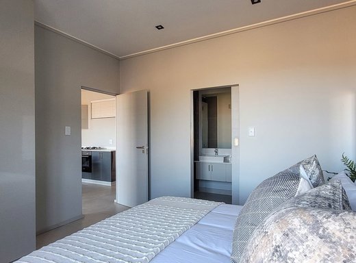 2 Schlafzimmer Etagenwohnung zum Kauf in Zimbali Lakes Resort