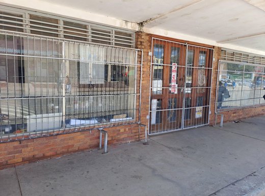 Einzelhandel zum Kauf in Hartbeesfontein