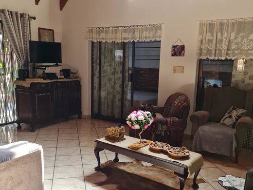 2 Schlafzimmer Reihenhaus zum Kauf in St Lucia