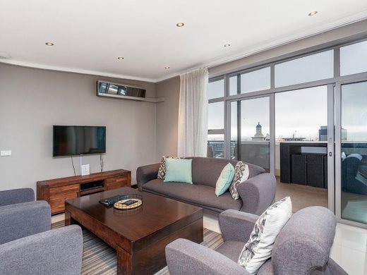3 Schlafzimmer Penthouse zur Miete in Cape Town City Centre