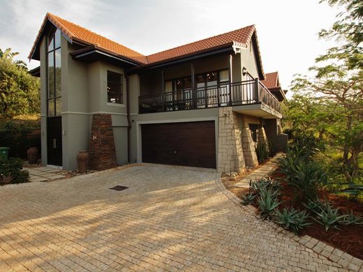 4 Schlafzimmer Haus zur Miete in Zimbali Estate