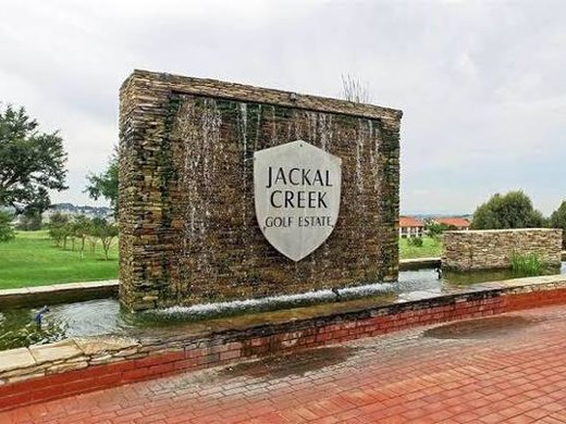 2 Schlafzimmer Reihenhaus zum Kauf in Jackal Creek Golf Estate