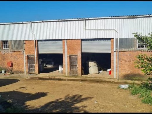 Fabrik zum Kauf in Mkondeni