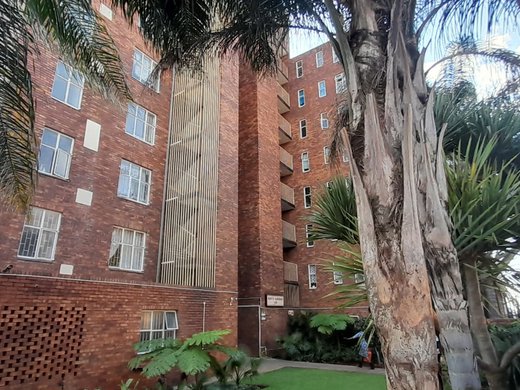 2 Schlafzimmer Etagenwohnung zum Kauf in Pretoria North