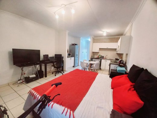 1 Schlafzimmer Etagenwohnung zum Kauf in Windsor