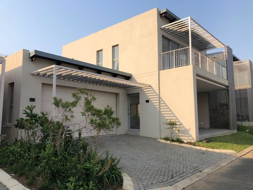 3 Schlafzimmer Duplex zur Miete in Zululami Coastal Estate