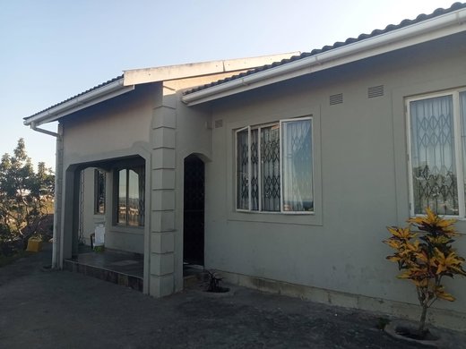 4 Schlafzimmer Haus zum Kauf in Lovu