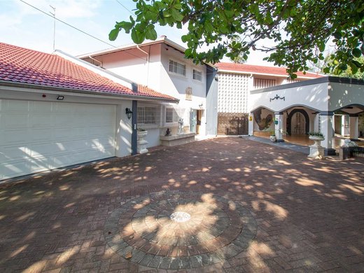5 Schlafzimmer Haus zum Kauf in Umhlanga Central
