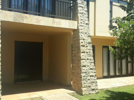 4 Schlafzimmer Reihenhaus zur Miete in Zimbali Estate