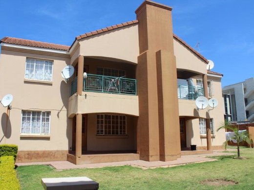 2 Schlafzimmer Wohnung zur Miete in Garsfontein