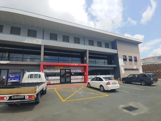 Bürohaus zur Miete in Kwamashu