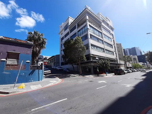 Einzelhandel zum Kauf in Cape Town City Centre