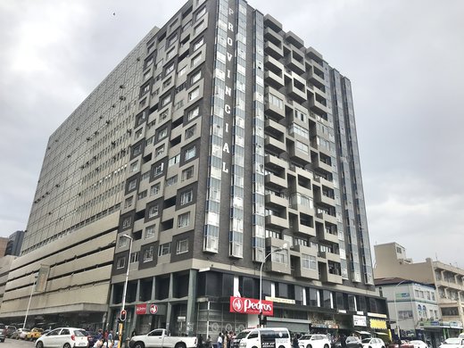 2 Schlafzimmer Etagenwohnung zum Kauf in Durban Central