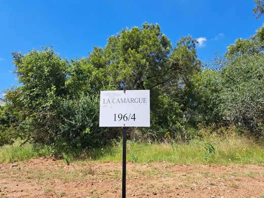 Grundstück zum Kauf in La Camargue Private Country Estate