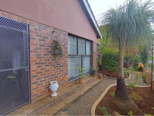 3 Schlafzimmer Haus zum Kauf in Pietermaritzburg