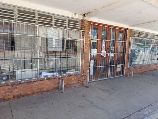 Einzelhandel zum Kauf in Hartbeesfontein