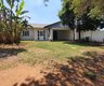 3 Schlafzimmer Haus zum Kauf in Modderfontein