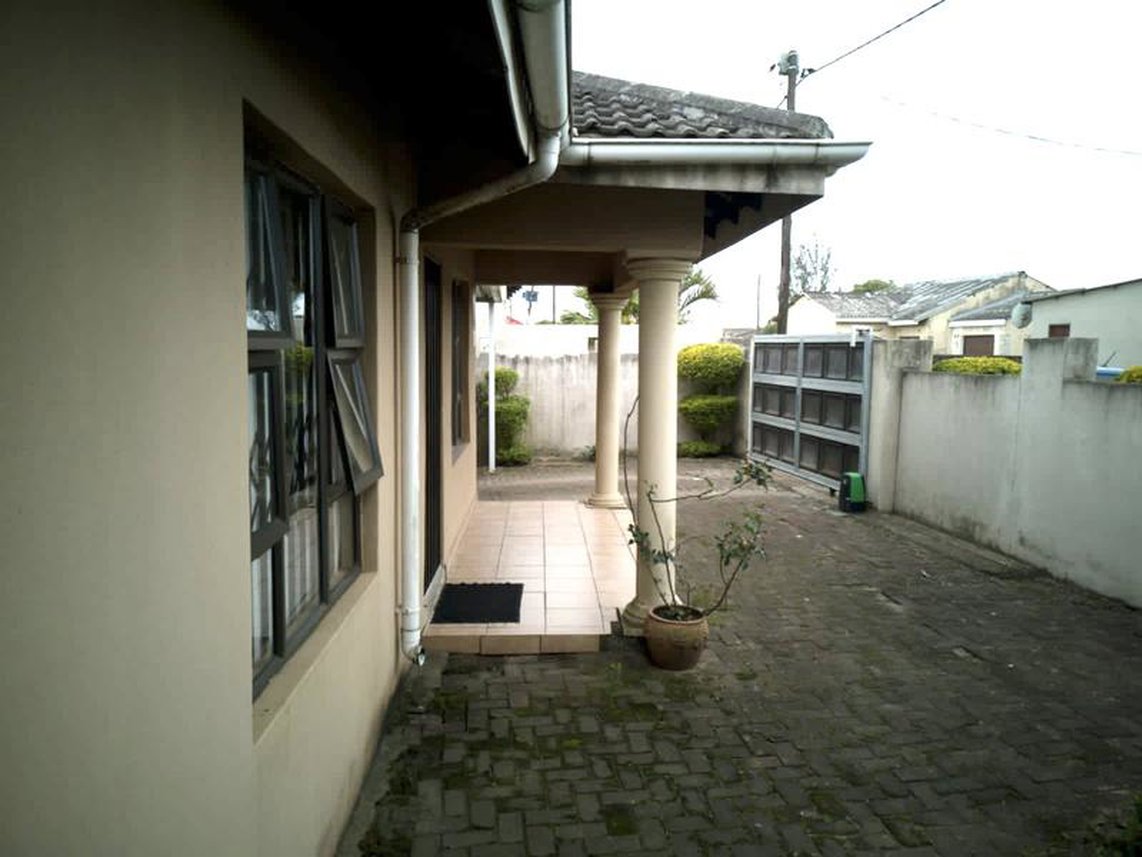 3 Bedroom House For Sale in Esikhawini