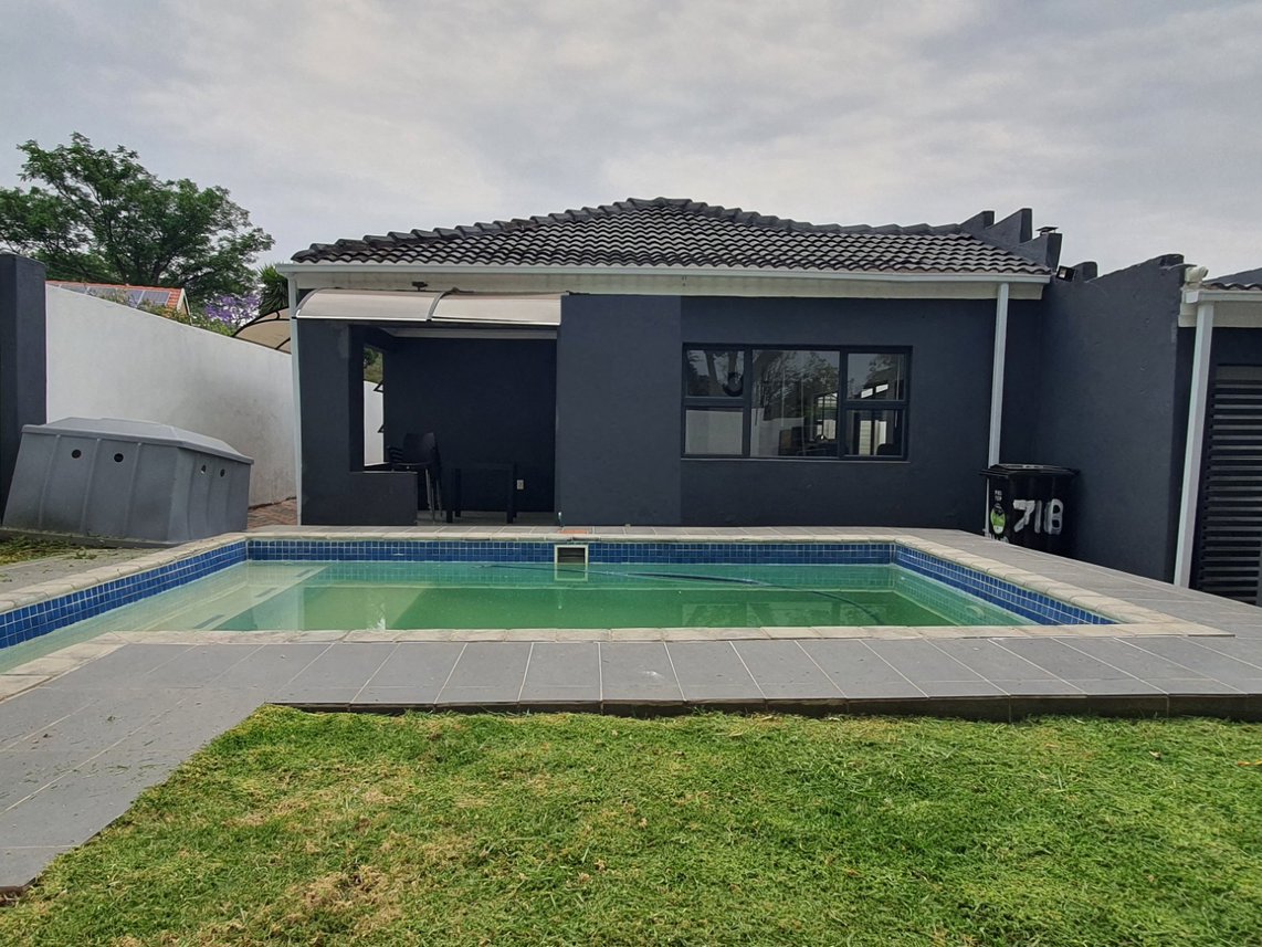 3 Bedroom Townhouse To Rent in Northcliff