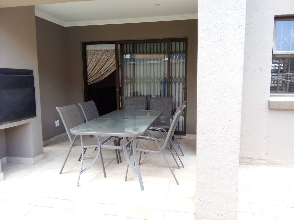 3 Bedroom Townhouse For Sale in Amorosa