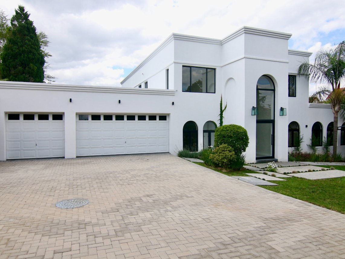 5 Bedroom House For Sale in Dainfern Golf Estate