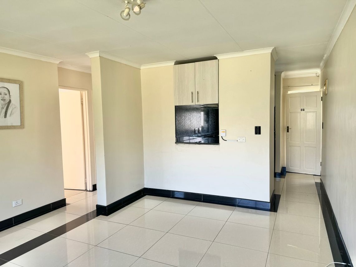 3 Bedroom Apartment To Rent in Morningside