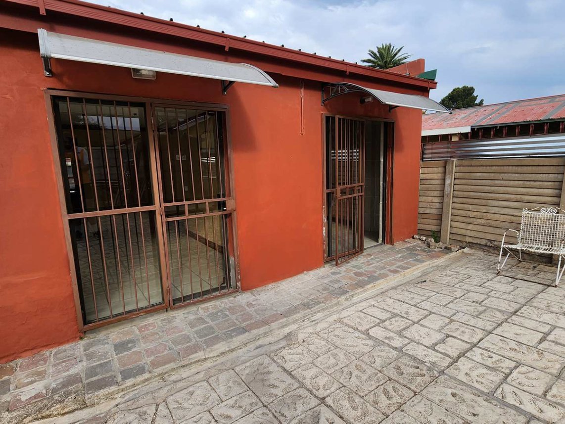 1 Bedroom Apartment To Rent in Noordhoek