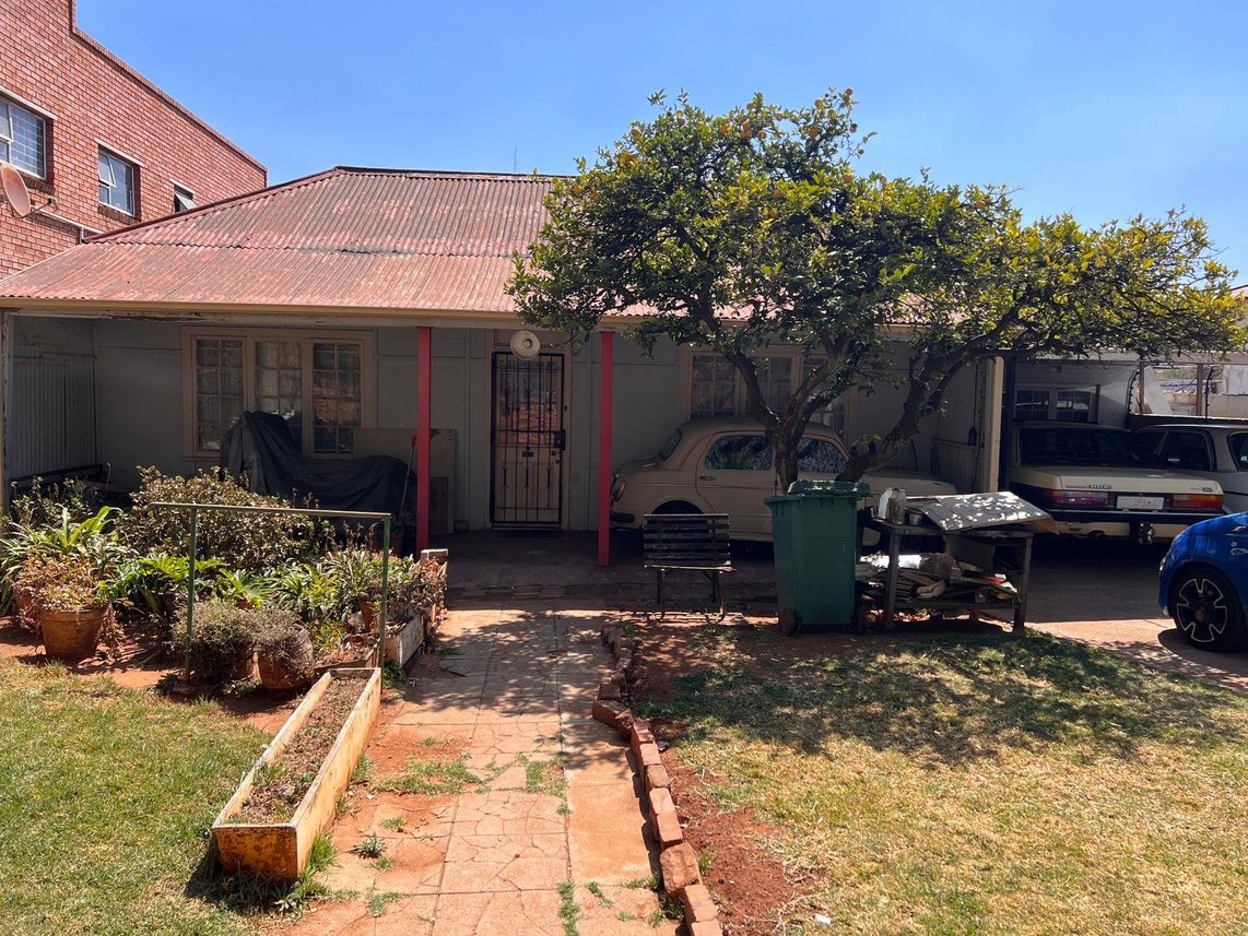 Vacant Land For Sale in Bezuidenhout Valley
