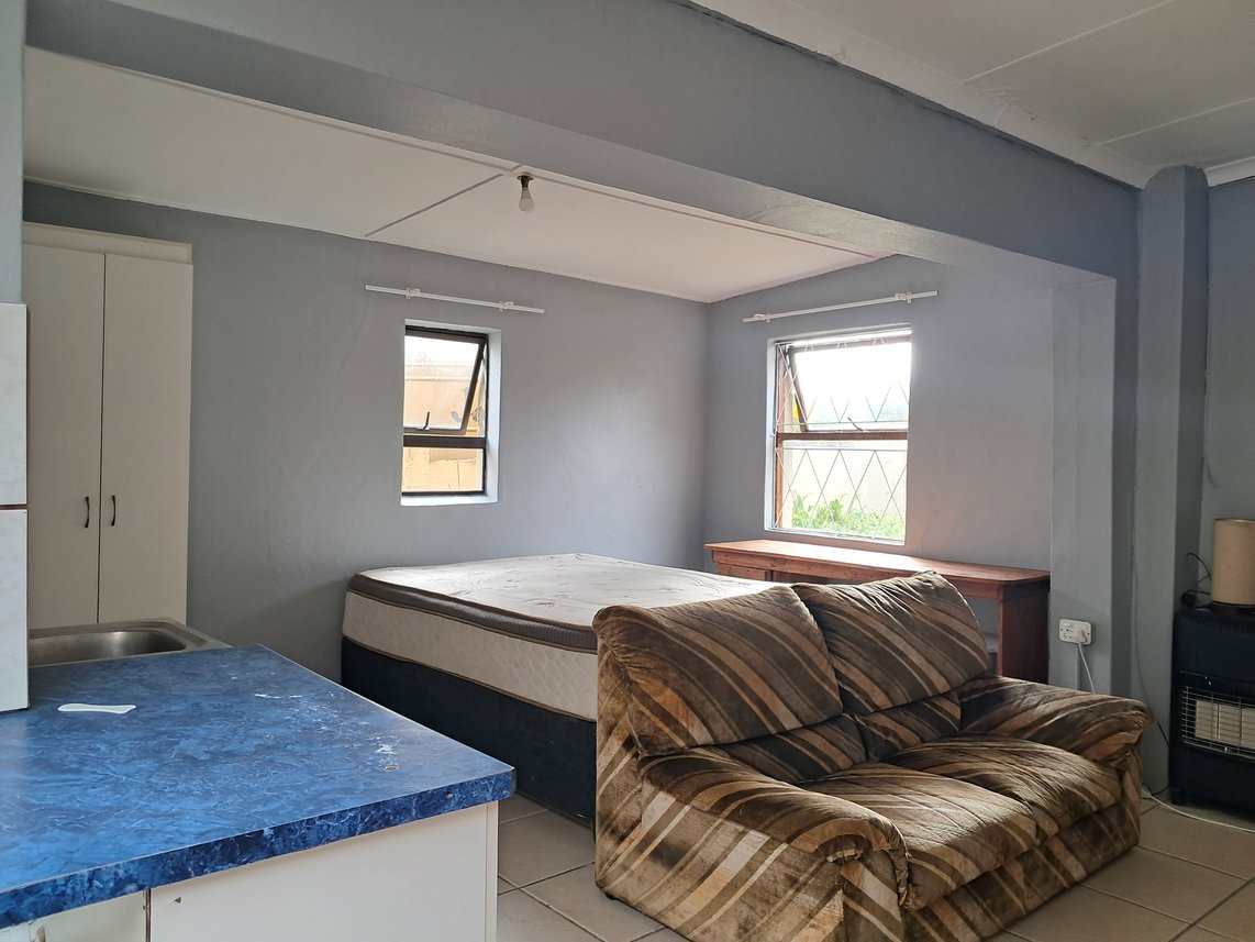 1 Bedroom Flat To Rent in Humansdorp