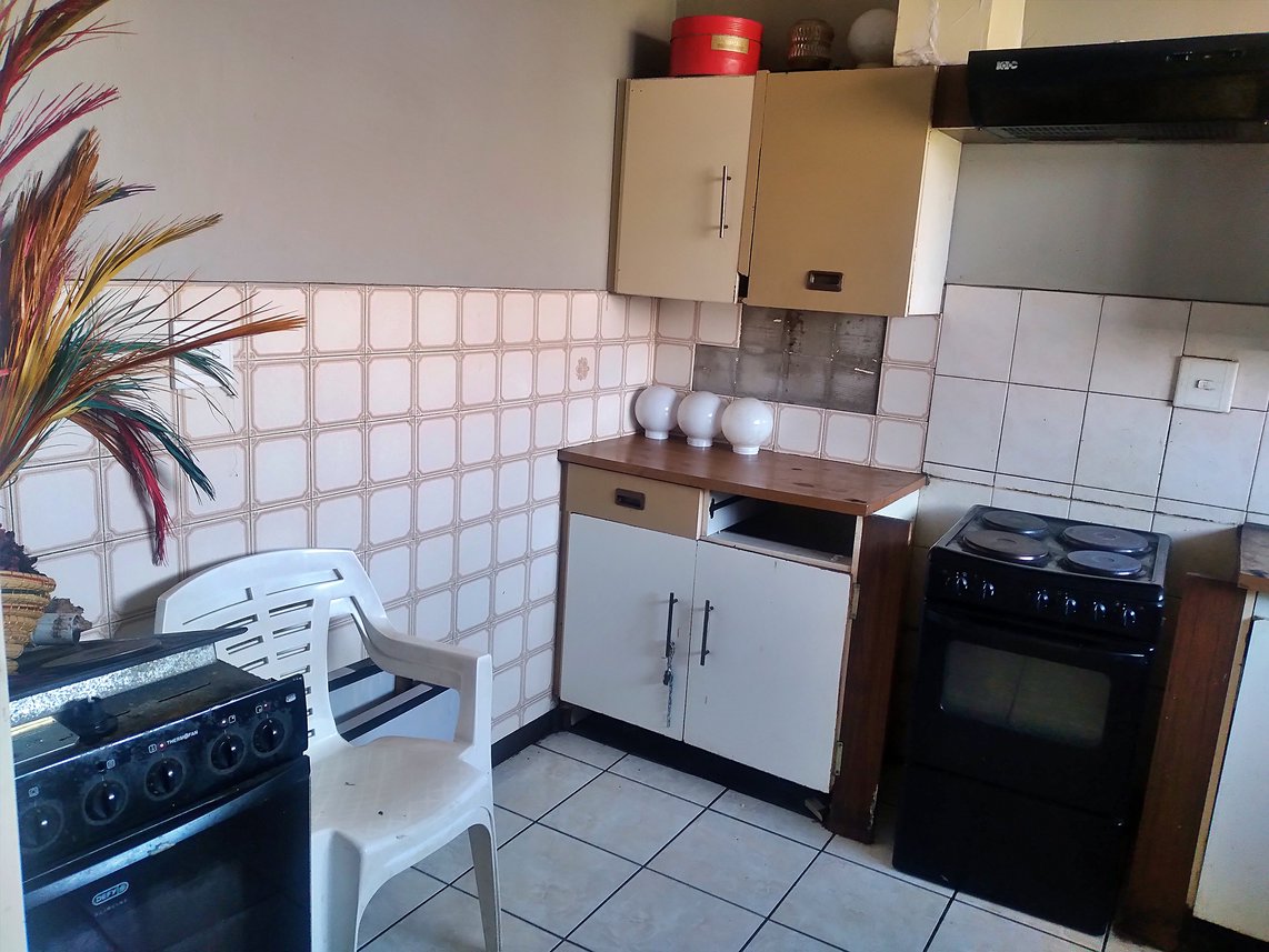 3 Bedroom Flat For Sale in Pretoria Central