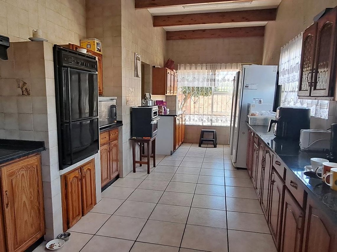 3 Bedroom House For Sale in Mulbarton