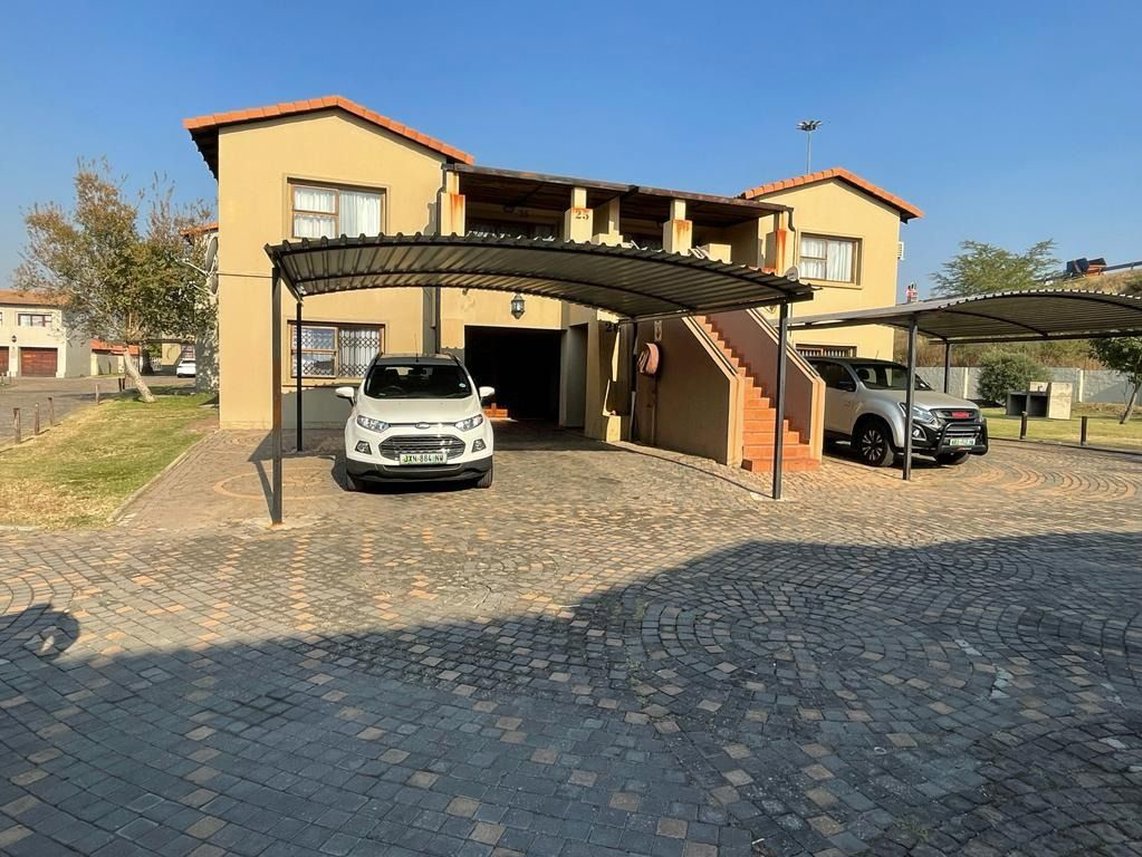 2 Bedroom Lifestyle Estate For Sale in Waterval East