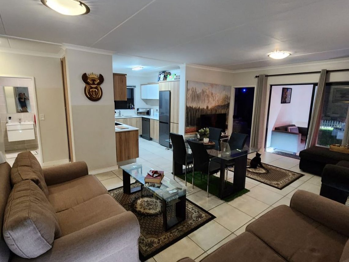 3 Bedroom Apartment For Sale in Blyde Riverwalk Estate