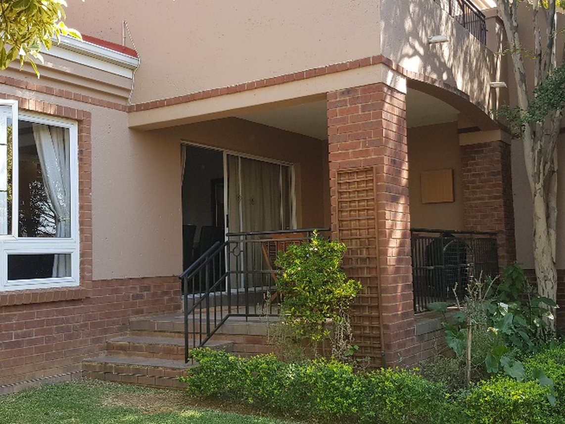 3 Bedroom Townhouse To Rent in Woodhill