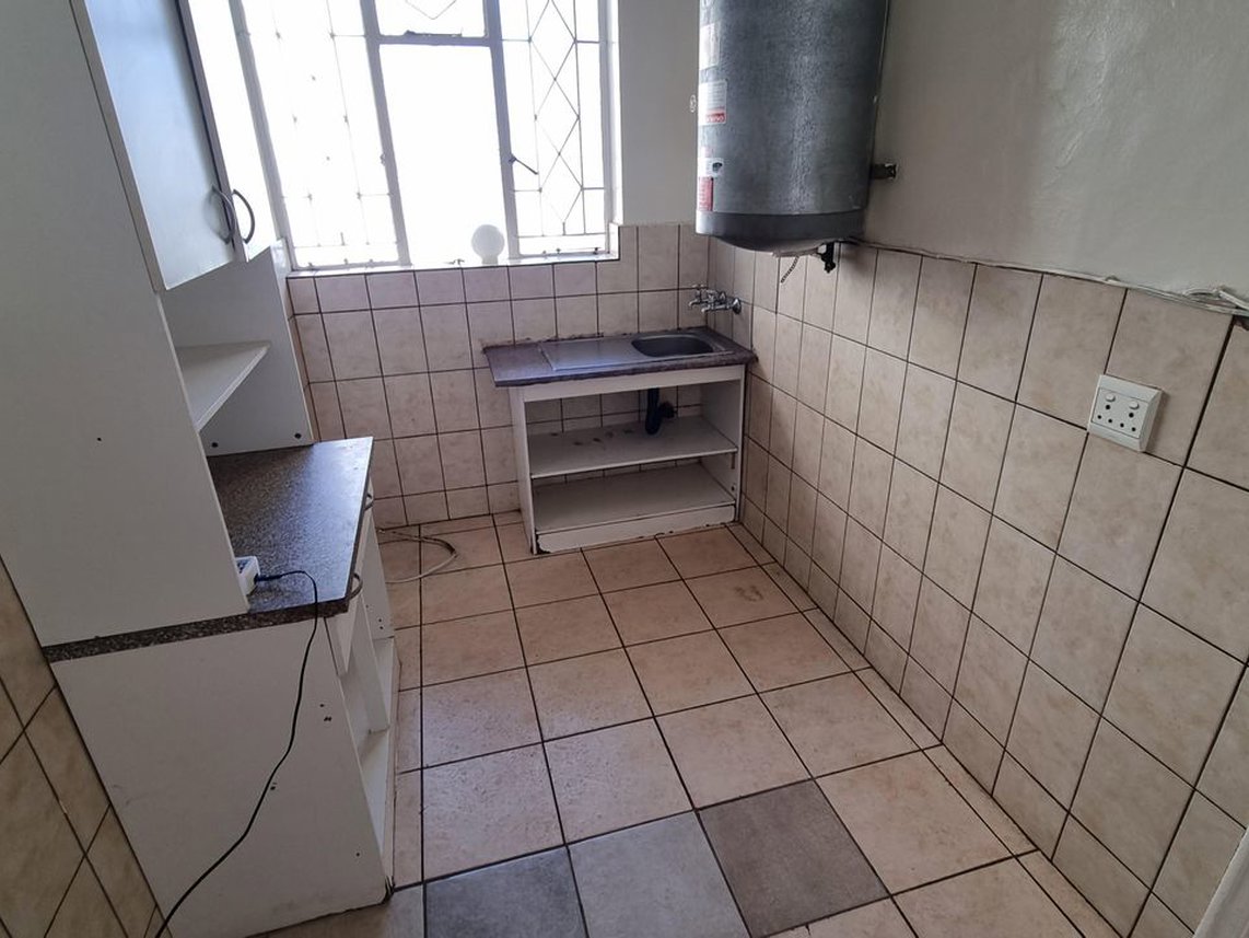 1 Bedroom Flat To Rent in Yeoville