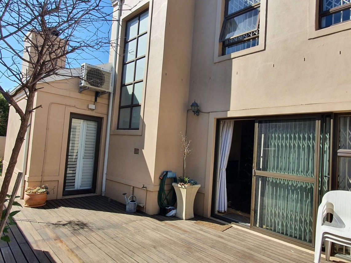 3 Bedroom Duplex To Rent in Durbanville Central