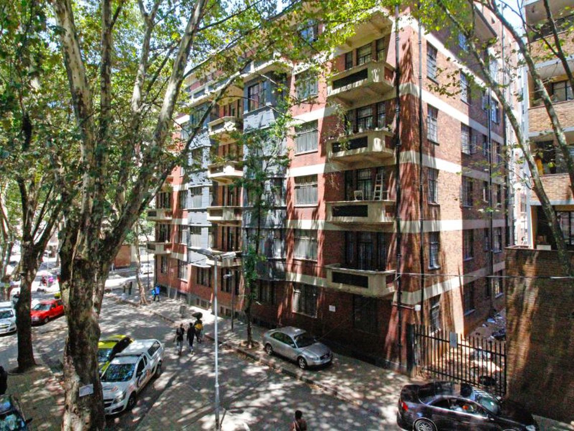 1 Bedroom Apartment To Rent in Hillbrow