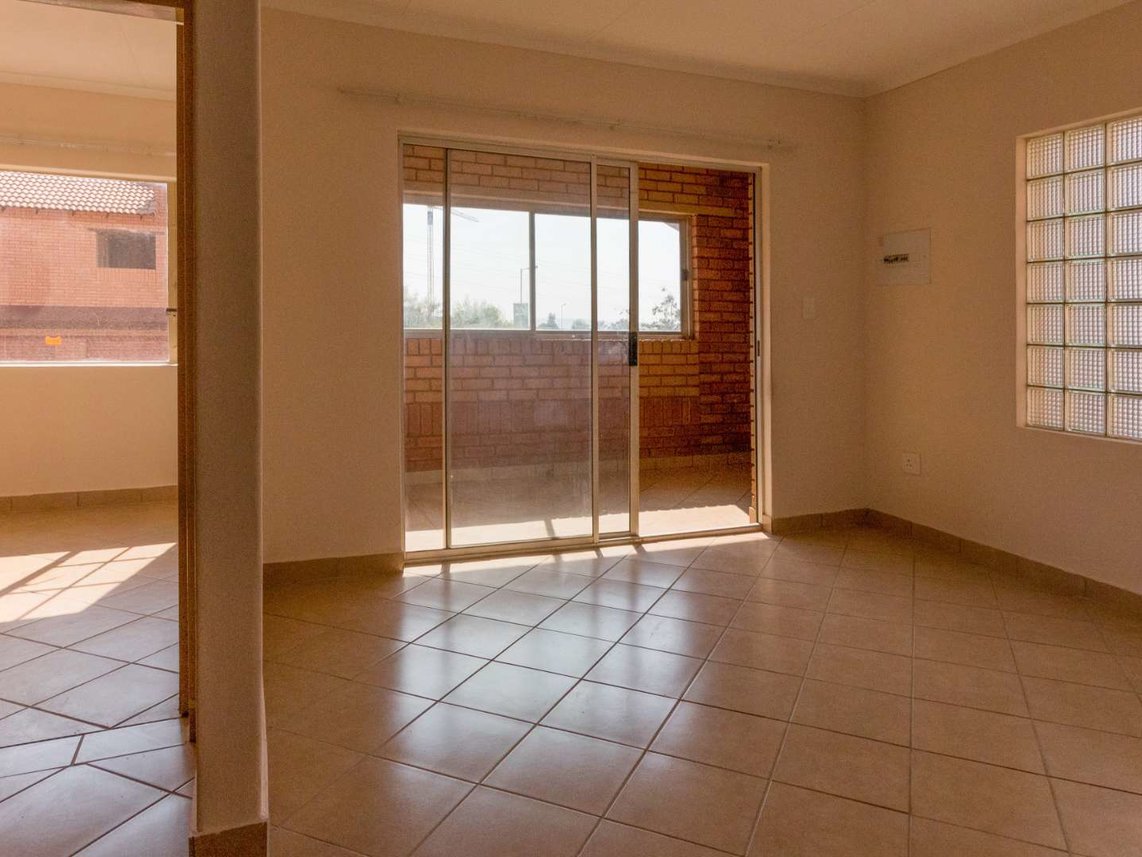 2 Bedroom Apartment To Rent in Hazeldean