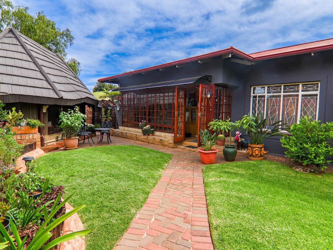 5 Bedroom House For Sale in Kloofsig