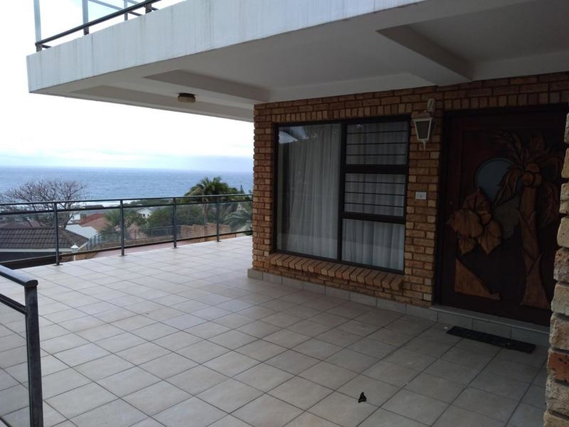 4 Bedroom House For Sale in Uvongo