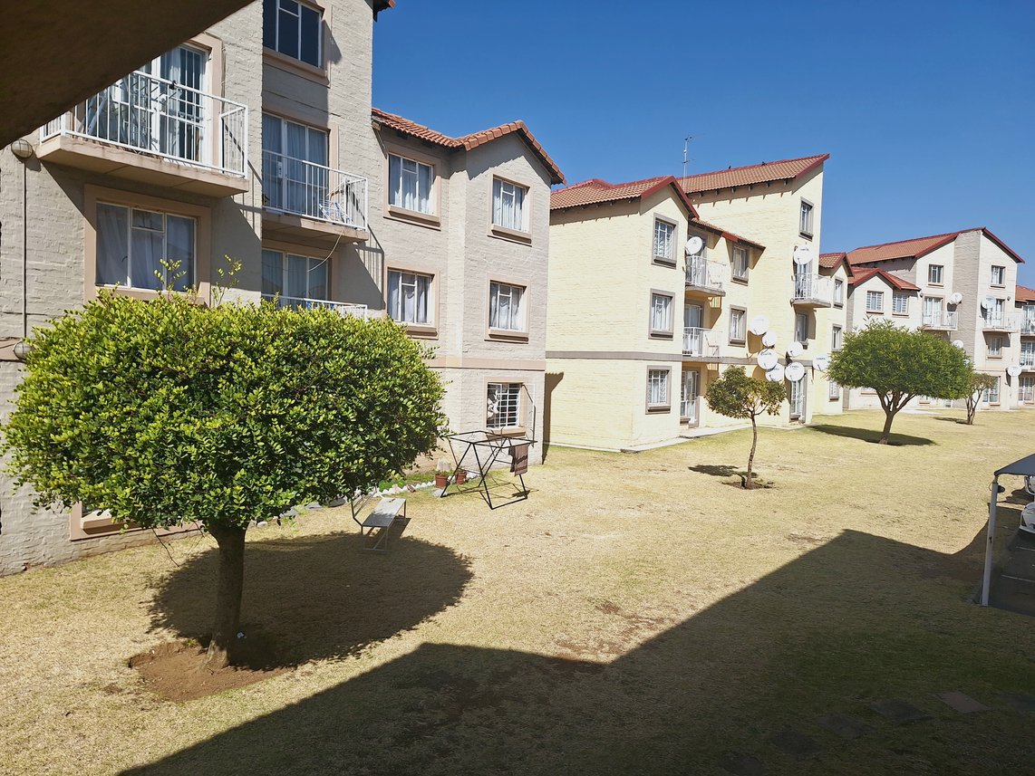 1 Bedroom Apartment For Sale in Ormonde