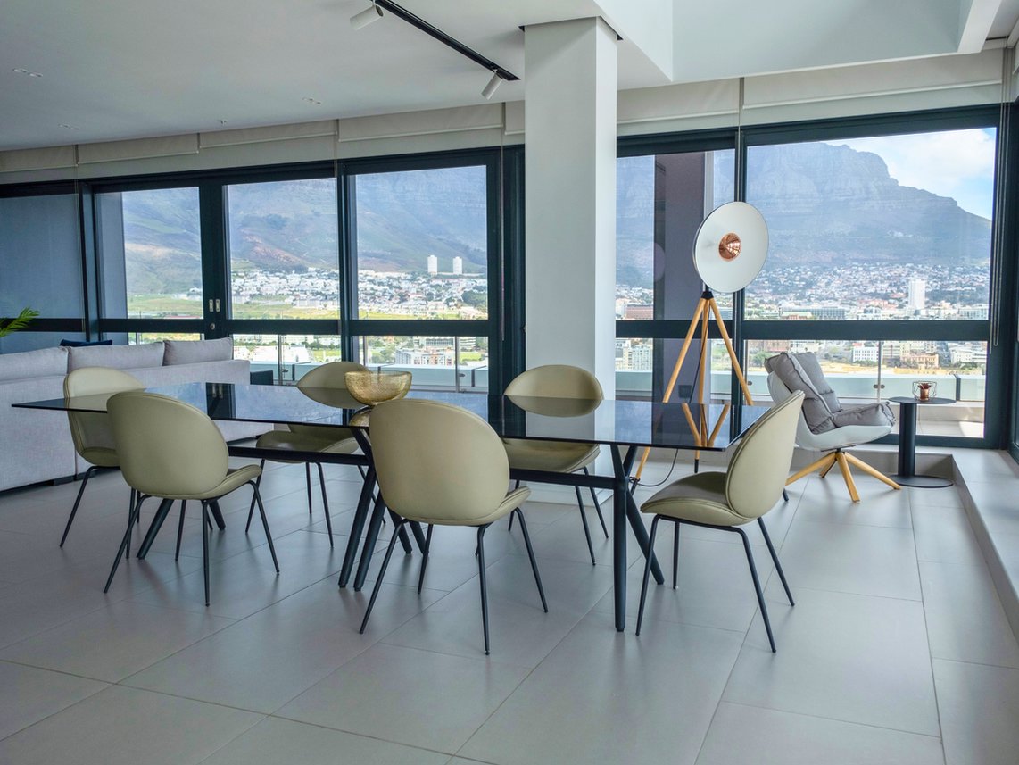3 Bedroom Apartment To Rent in Cape Town City Centre