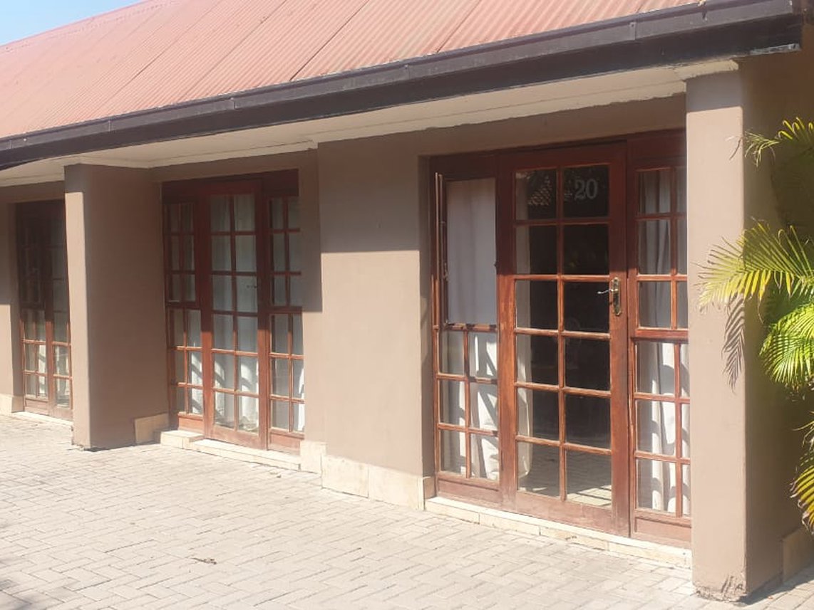 6 Bedroom House For Sale in Brits Central